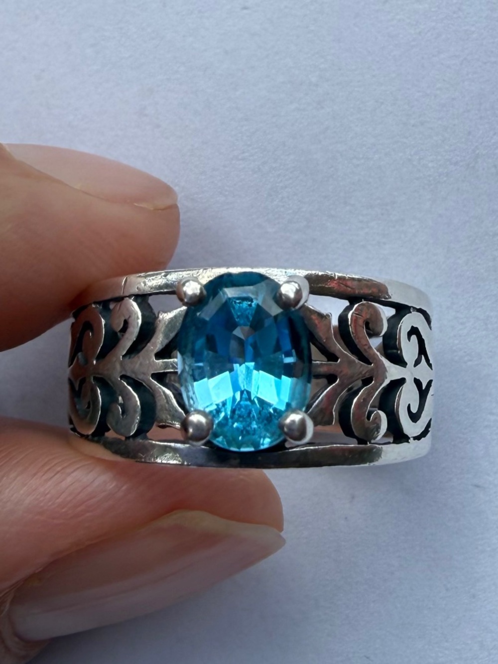 James Avery Adoree Ring with Blue Topaz Stone *SIZE 7*